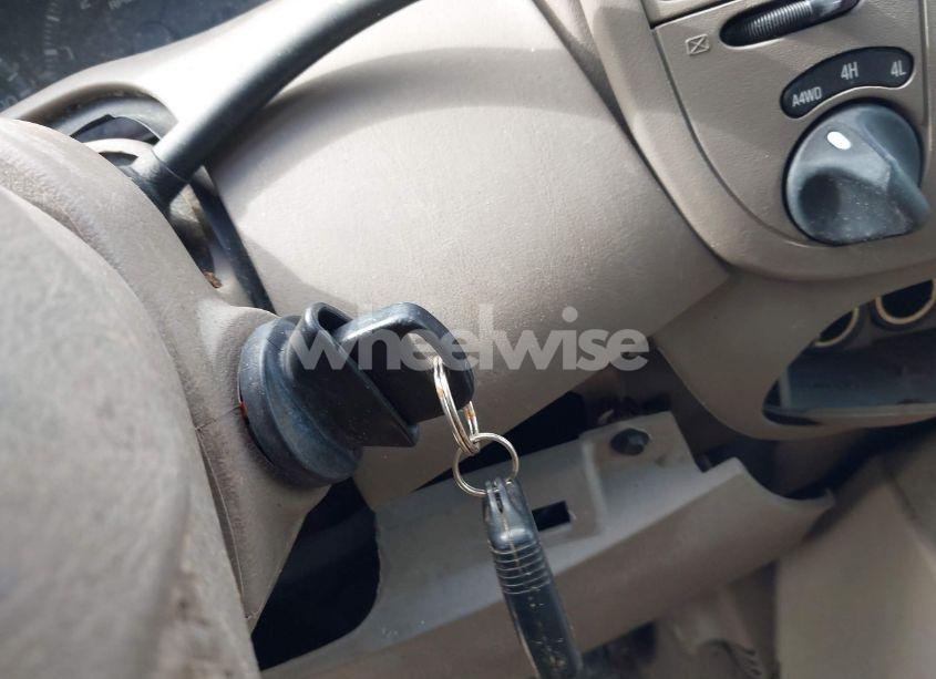 Photo 11 of 2000 Ford Expedition EDDIE BAUER (VIN 1FMPU18L5YLC36320)