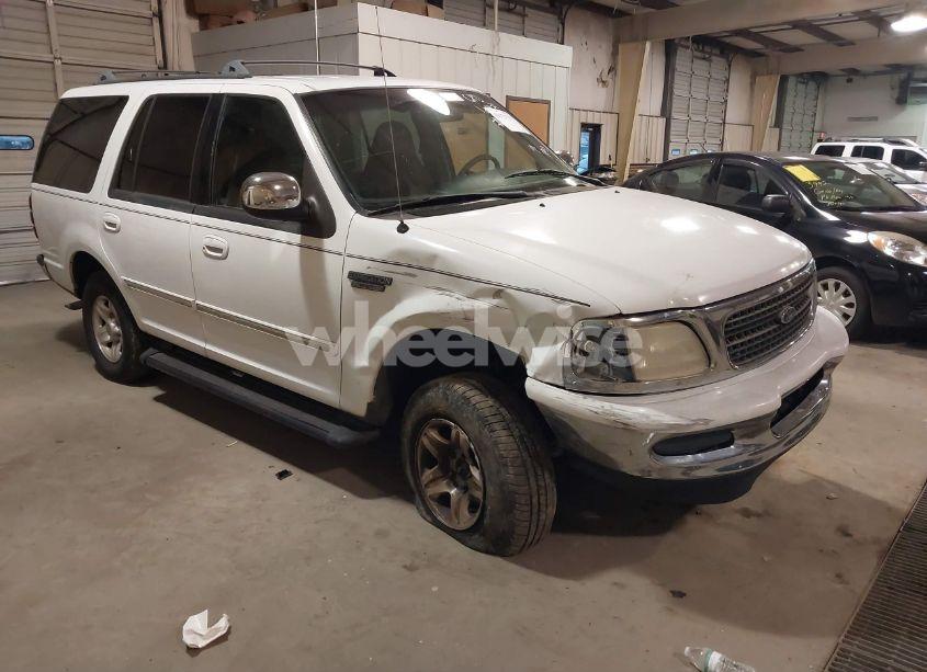 1998 Ford Expedition EDDIE BAUER/XLT (VIN 1FMPU18L6WLB31203) main photo