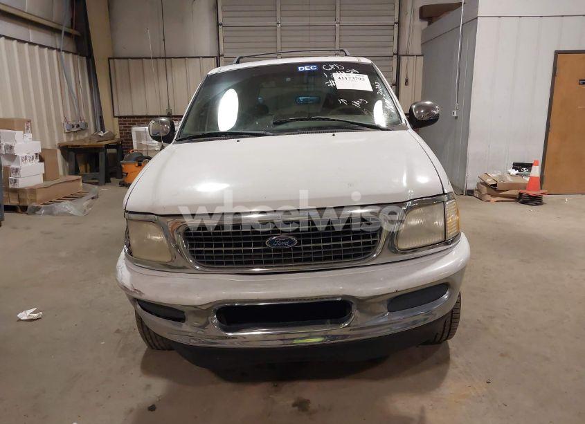 Photo 12 of 1998 Ford Expedition EDDIE BAUER/XLT (VIN 1FMPU18L6WLB31203)