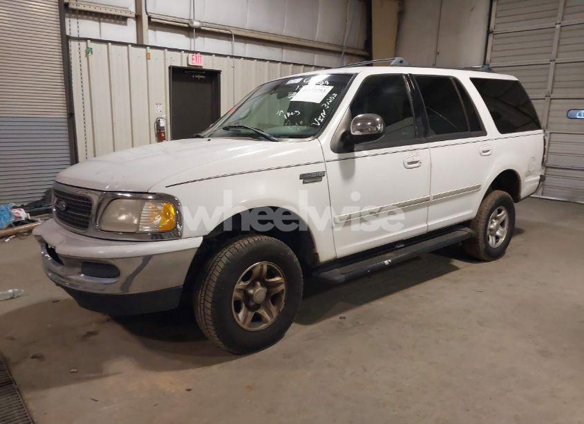 Photo 2 of 1998 Ford Expedition EDDIE BAUER/XLT (VIN 1FMPU18L6WLB31203)