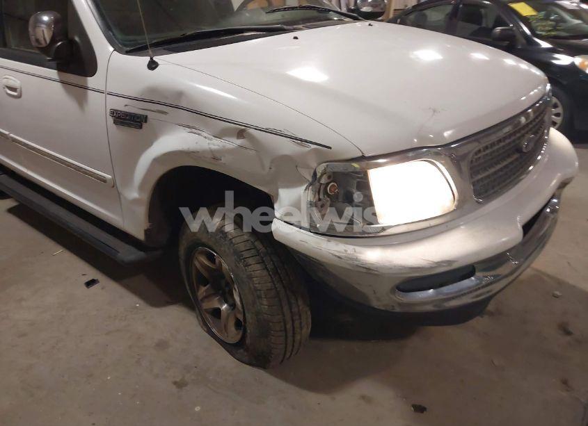 Photo 6 of 1998 Ford Expedition EDDIE BAUER/XLT (VIN 1FMPU18L6WLB31203)