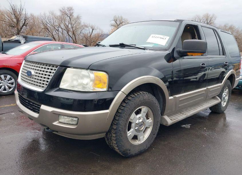 Photo 2 of 2004 Ford Expedition EDDIE BAUER (VIN 1FMPU18L74LB76437)