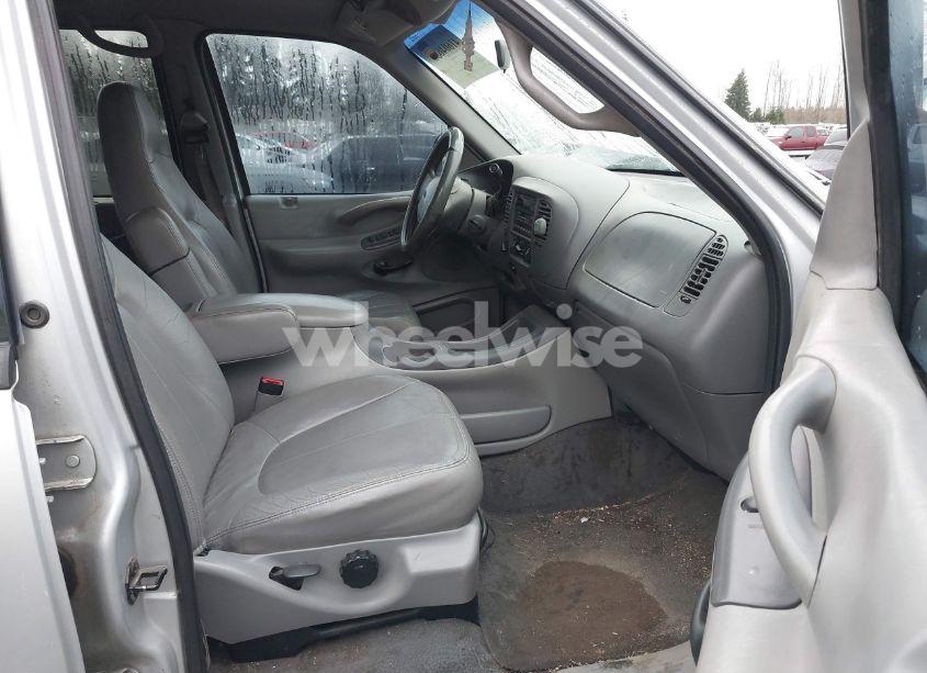 Photo 5 of 1999 Ford Expedition EDDIE BAUER/XLT (VIN 1FMPU18L7XLA72471)