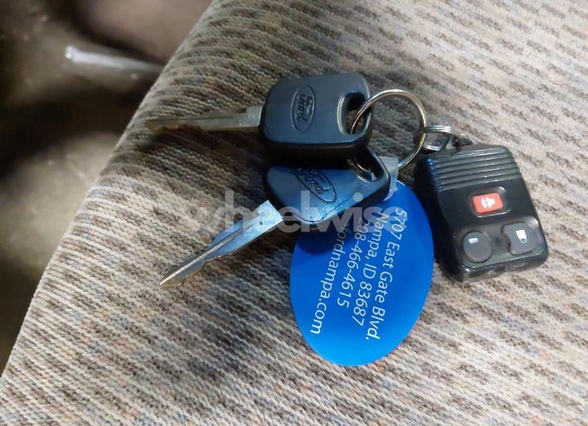 Photo 11 of 1999 Ford Expedition EDDIE BAUER/XLT (VIN 1FMPU18L7XLB75101)