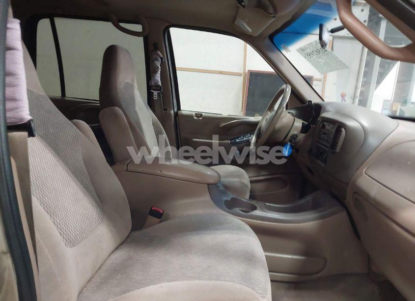 Photo 5 of 1999 Ford Expedition EDDIE BAUER/XLT (VIN 1FMPU18L7XLB75101)