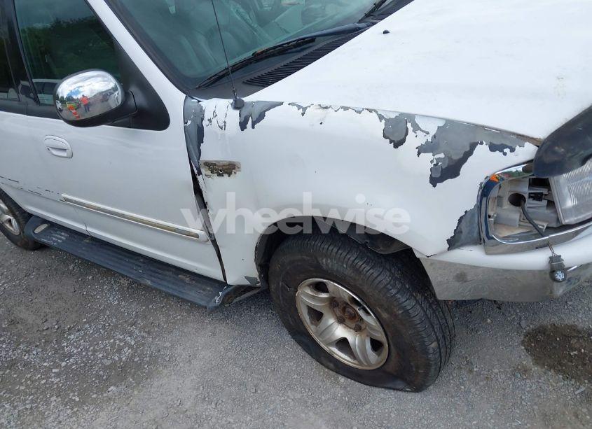 Photo 18 of 1998 Ford Expedition EDDIE BAUER/XLT (VIN 1FMPU18L9WLC37399)