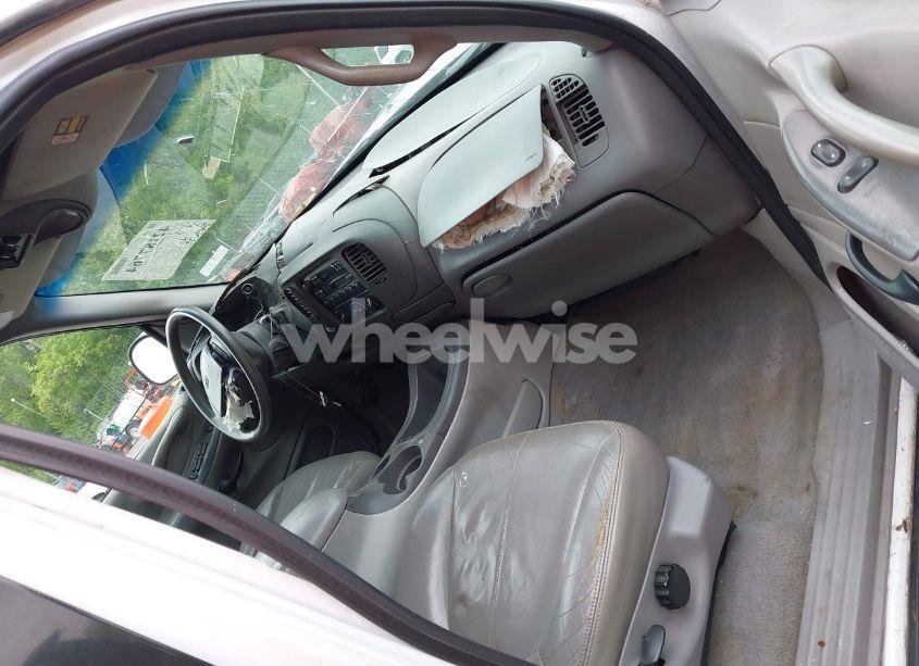 Photo 5 of 1998 Ford Expedition EDDIE BAUER/XLT (VIN 1FMPU18L9WLC37399)