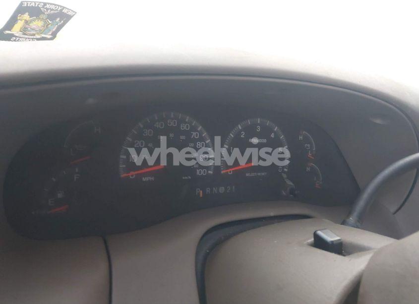 Photo 7 of 2000 Ford Expedition EDDIE BAUER (VIN 1FMPU18L9YLB37922)