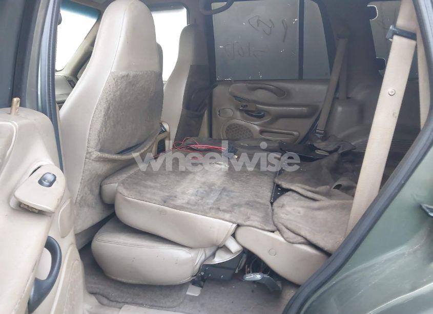 Photo 8 of 2000 Ford Expedition EDDIE BAUER (VIN 1FMPU18L9YLB37922)