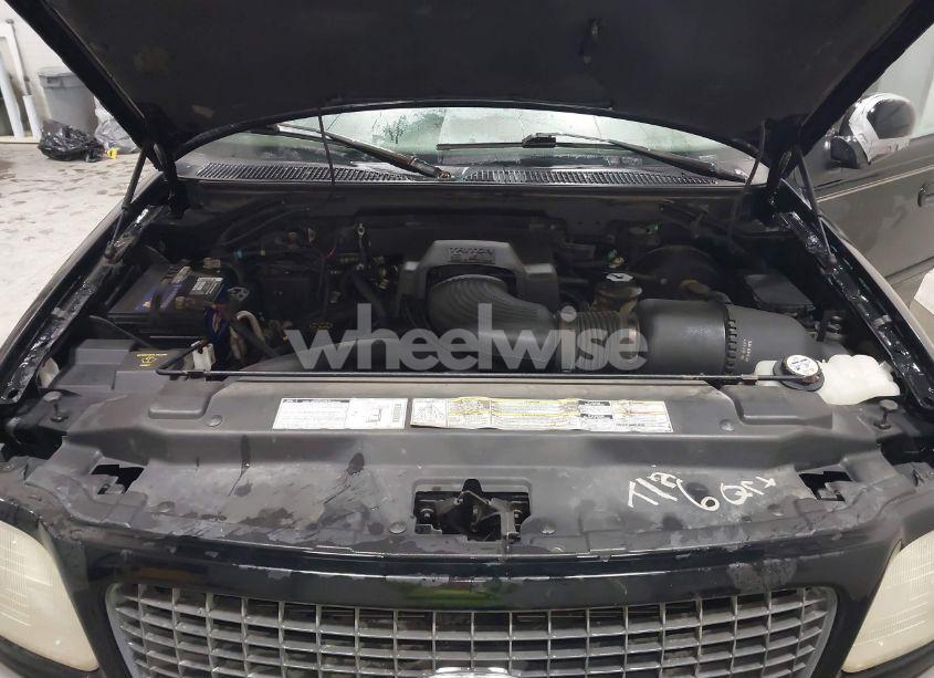 Photo 10 of 2001 Ford Expedition EDDIE BAUER (VIN 1FMPU18LX1LA85979)