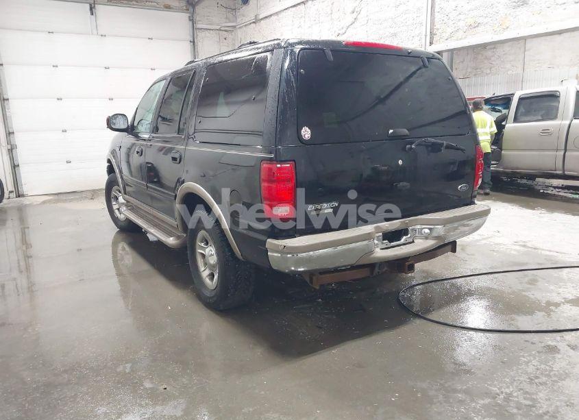 Photo 3 of 2001 Ford Expedition EDDIE BAUER (VIN 1FMPU18LX1LA85979)