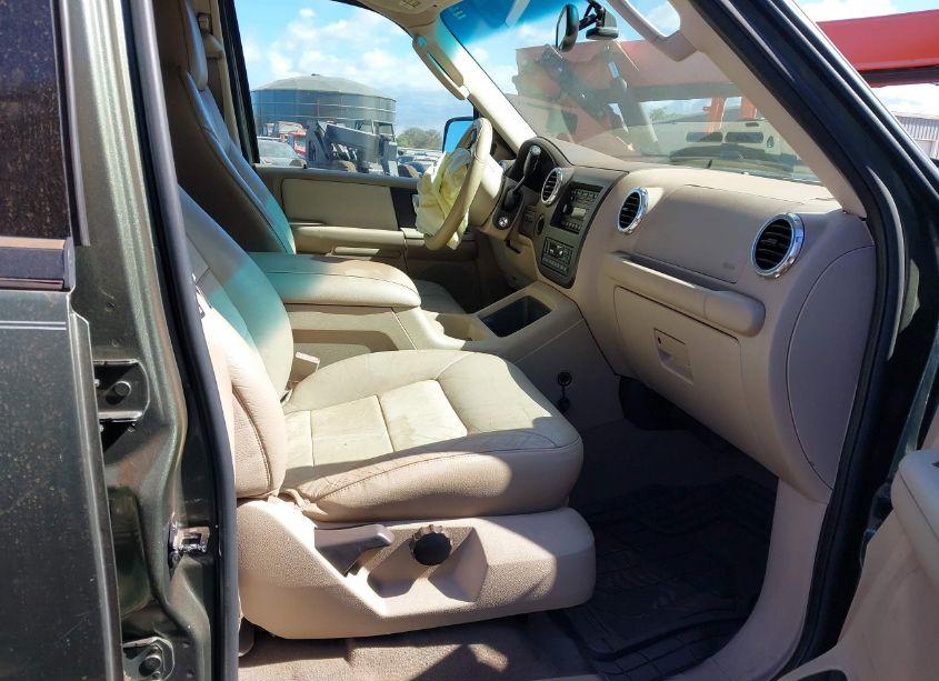 Photo 5 of 2003 Ford Expedition EDDIE BAUER (VIN 1FMPU18LX3LA29754)