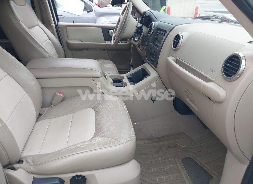Photo 5 of 2004 Ford Expedition EDDIE BAUER (VIN 1FMPU18LX4LB66498)