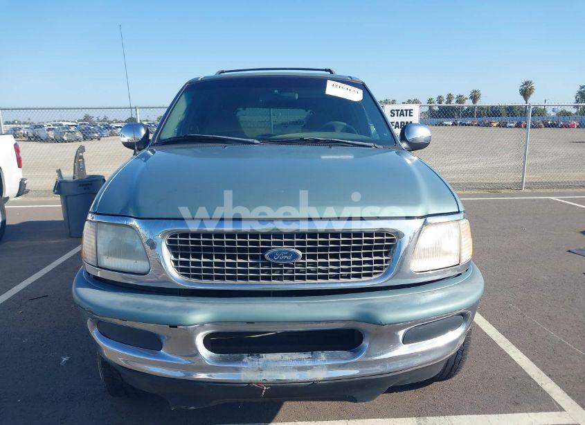 Photo 12 of 1998 Ford Expedition EDDIE BAUER/XLT (VIN 1FMPU18LXWLA31850)