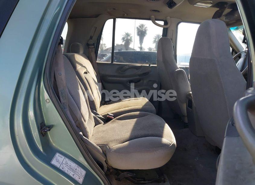 Photo 8 of 1998 Ford Expedition EDDIE BAUER/XLT (VIN 1FMPU18LXWLA31850)