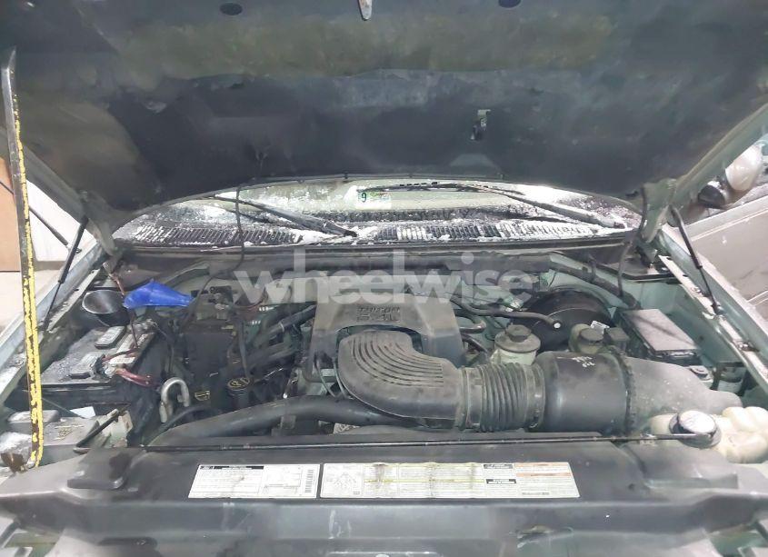 Photo 10 of 1999 Ford Expedition EDDIE BAUER/XLT (VIN 1FMPU18LXXLB47700)