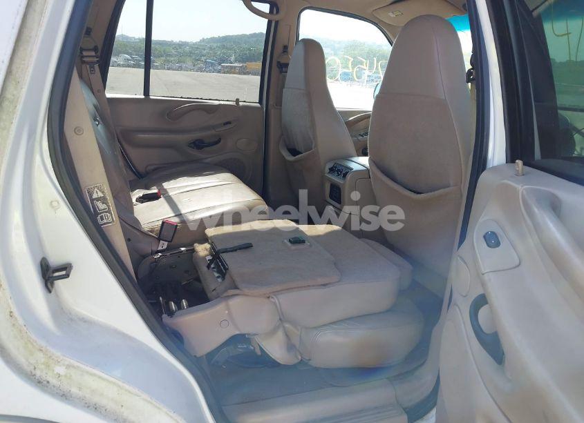 Photo 8 of 2000 Ford Expedition EDDIE BAUER (VIN 1FMPU18LXYLA15330)