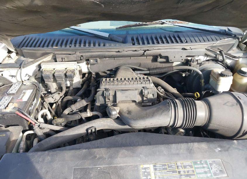 Photo 10 of 2006 Ford Expedition LIMITED (VIN 1FMPU19566LA18710)