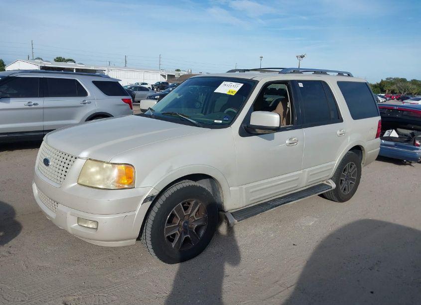 Photo 2 of 2006 Ford Expedition LIMITED (VIN 1FMPU19566LA18710)