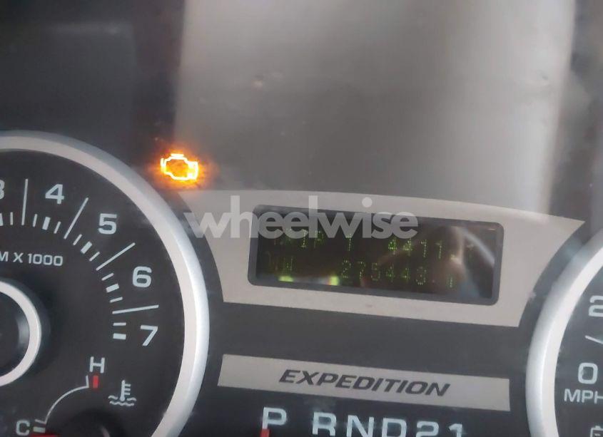 Photo 7 of 2006 Ford Expedition LIMITED (VIN 1FMPU19596LA92476)