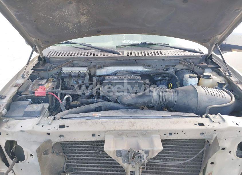 Photo 10 of 2006 Ford Expedition LIMITED (VIN 1FMPU19596LA94891)