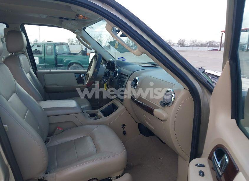 Photo 5 of 2006 Ford Expedition LIMITED (VIN 1FMPU19596LA94891)