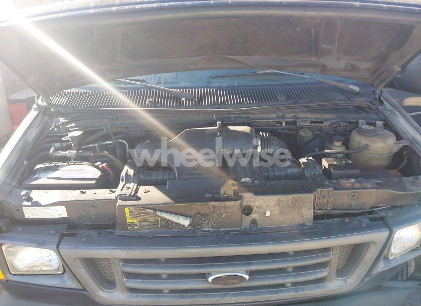 Photo 10 of 2003 Ford E-150 CHATEAU/XL/XLT (VIN 1FMRE11233HB49745)