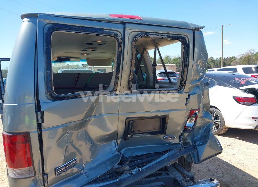 Photo 6 of 2006 Ford E-150 XL/XLT (VIN 1FMRE11L06DA35237)