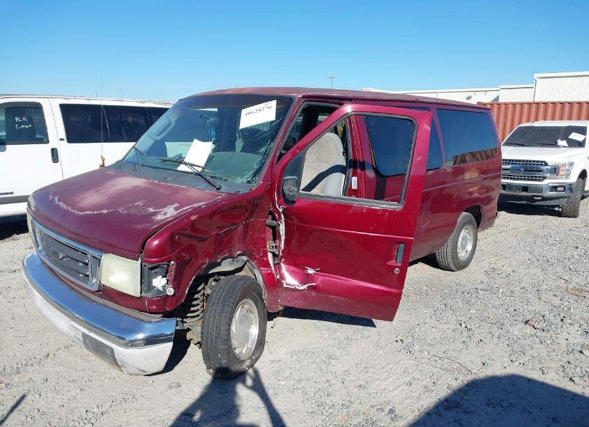 Photo 2 of 2003 Ford E-150 CHATEAU/XL/XLT (VIN 1FMRE11W13HC02025)