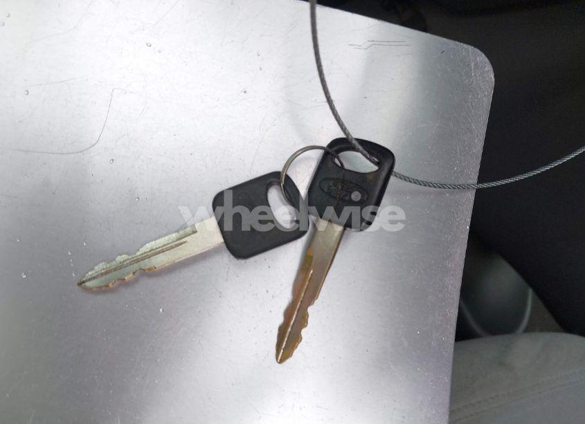 Photo 11 of 2006 Ford E-150 XL/XLT (VIN 1FMRE11W86DA76676)