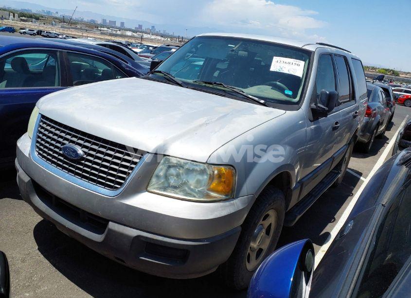 Photo 2 of 2004 Ford Expedition XLS (VIN 1FMRU13W94LB14919)