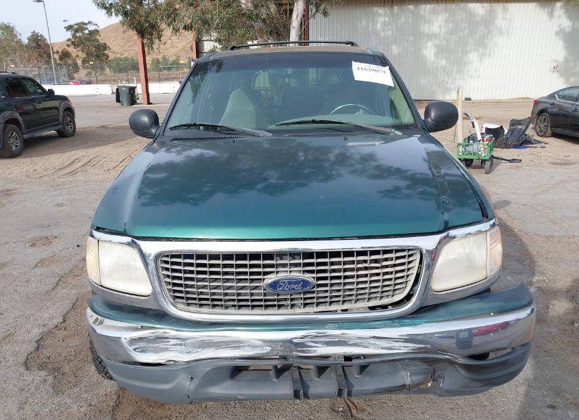 Photo 12 of 2000 Ford Expedition XLT (VIN 1FMRU1562YLB12271)