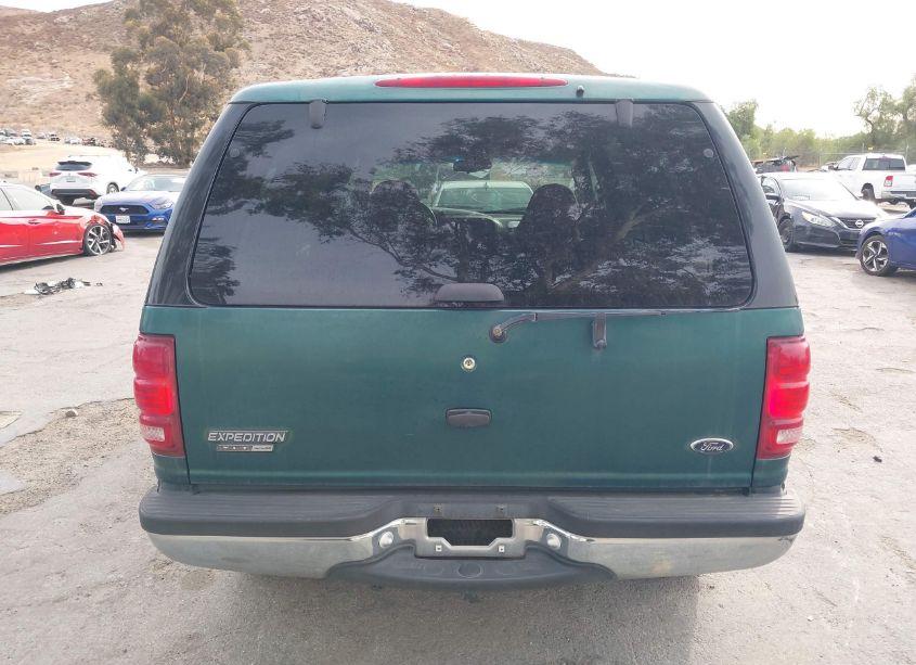 Photo 16 of 2000 Ford Expedition XLT (VIN 1FMRU1562YLB12271)