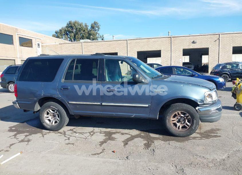 Photo 13 of 2000 Ford Expedition XLT (VIN 1FMRU1566YLA69912)