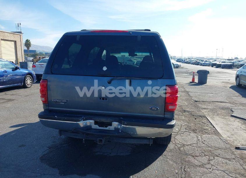 Photo 16 of 2000 Ford Expedition XLT (VIN 1FMRU1566YLA69912)
