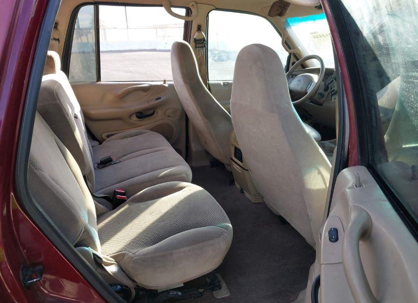 Photo 8 of 2000 Ford Expedition XLT (VIN 1FMRU156XYLB45454)