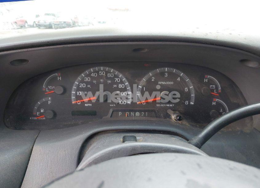 Photo 6 of 2001 Ford Expedition XLT (VIN 1FMRU15L11LA66797)