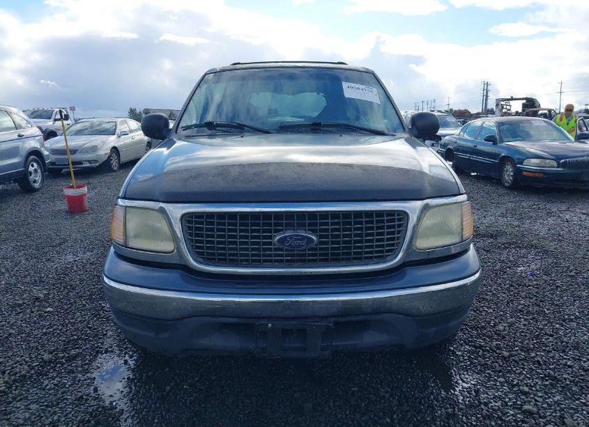 Photo 12 of 2002 Ford Expedition XLT (VIN 1FMRU15L12LA15219)
