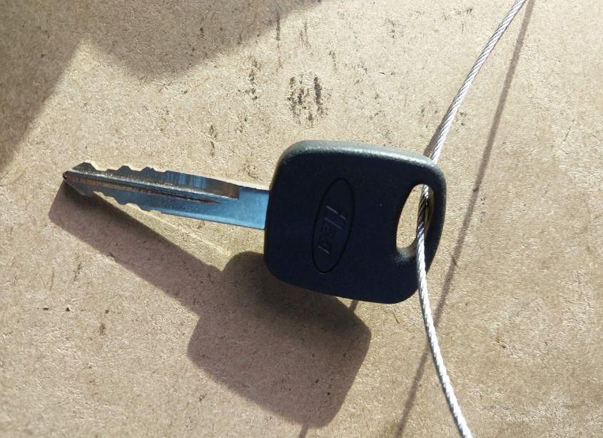 Photo 11 of 2000 Ford Expedition XLT (VIN 1FMRU15L1YLC11461)