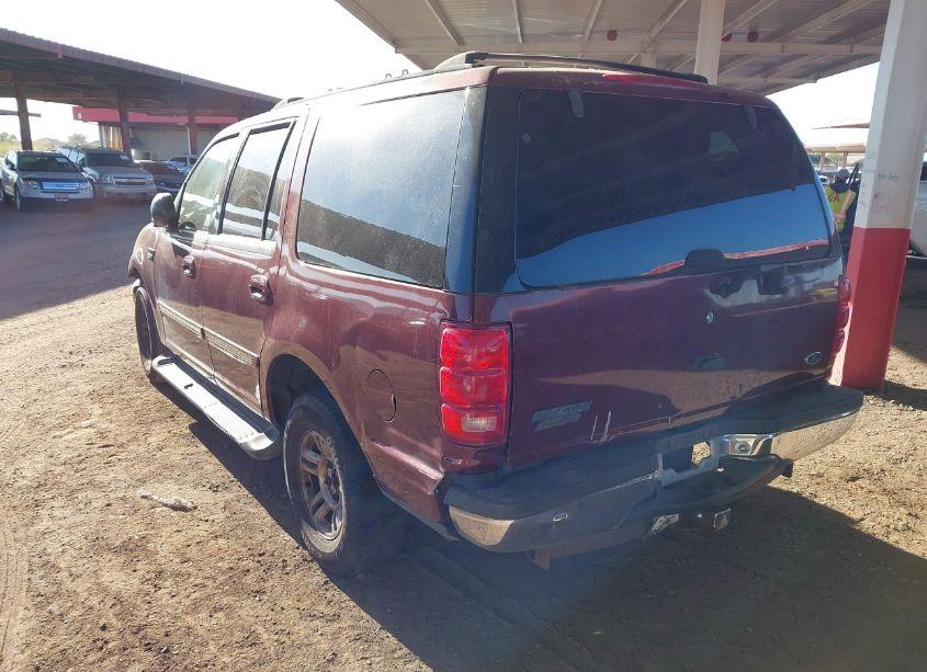 Photo 3 of 2000 Ford Expedition XLT (VIN 1FMRU15L1YLC11461)