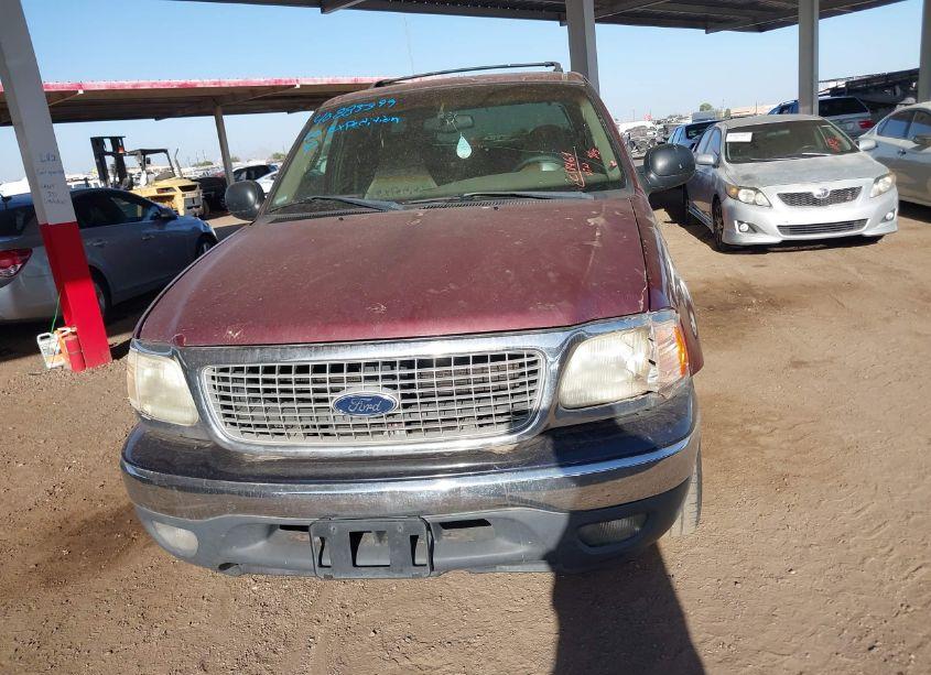 Photo 6 of 2000 Ford Expedition XLT (VIN 1FMRU15L1YLC11461)