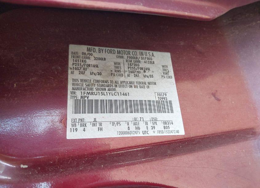 Photo 9 of 2000 Ford Expedition XLT (VIN 1FMRU15L1YLC11461)