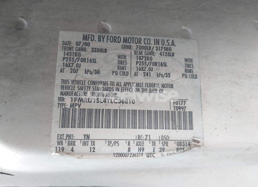 Photo 9 of 2000 Ford Expedition XLT (VIN 1FMRU15L4YLC36810)