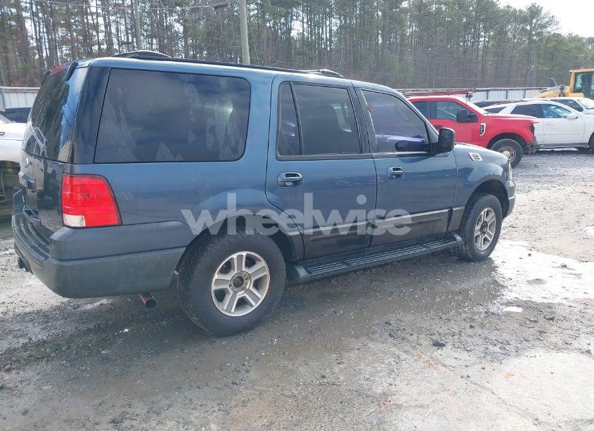 Photo 4 of 2004 Ford Expedition XLT (VIN 1FMRU15W04LA66739)