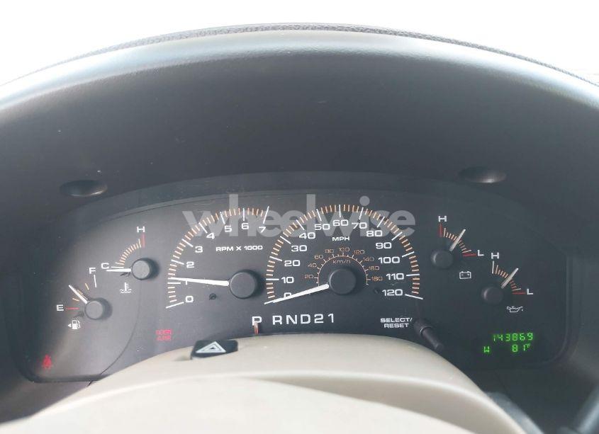 Photo 7 of 2003 Ford Expedition XLT (VIN 1FMRU15W13LA15281)