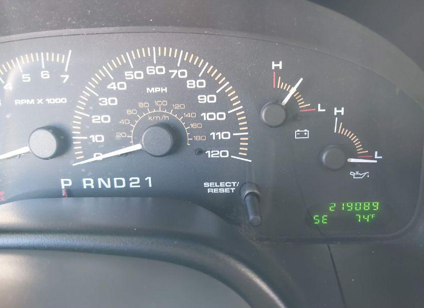 Photo 7 of 2003 Ford Expedition XLT (VIN 1FMRU15W13LA29181)