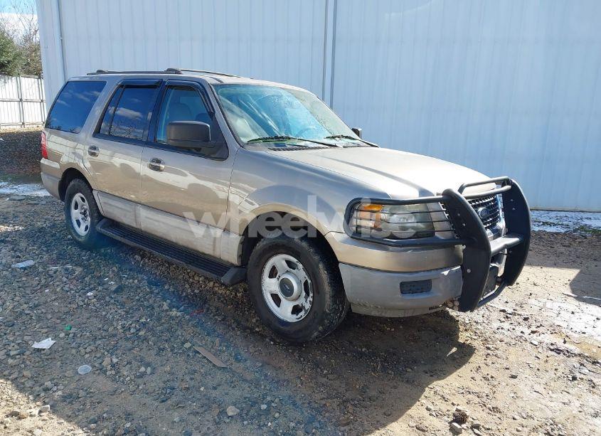 2003 Ford Expedition XLT (VIN 1FMRU15W13LB57162) main photo