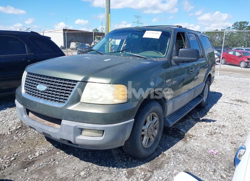 Photo 2 of 2003 Ford Expedition XLT (VIN 1FMRU15W13LC50005)