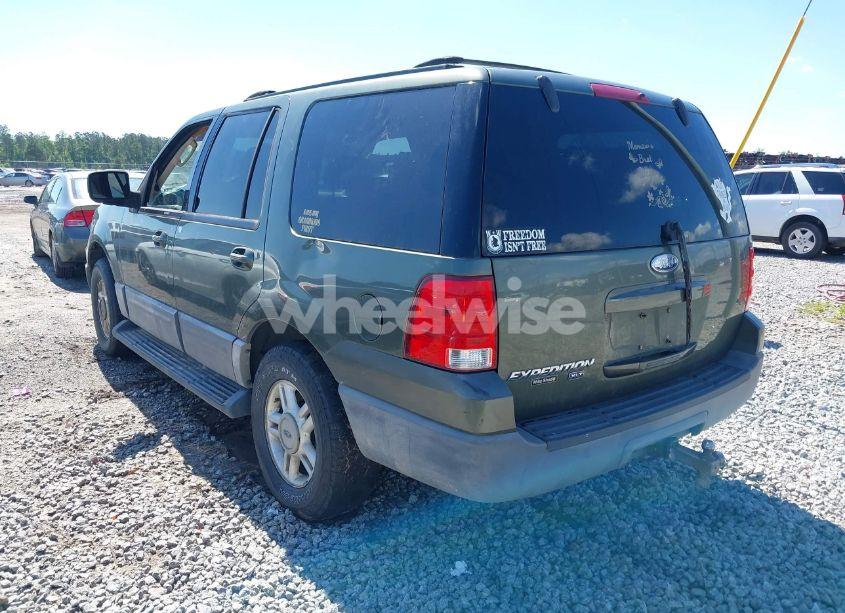 Photo 3 of 2003 Ford Expedition XLT (VIN 1FMRU15W13LC50005)