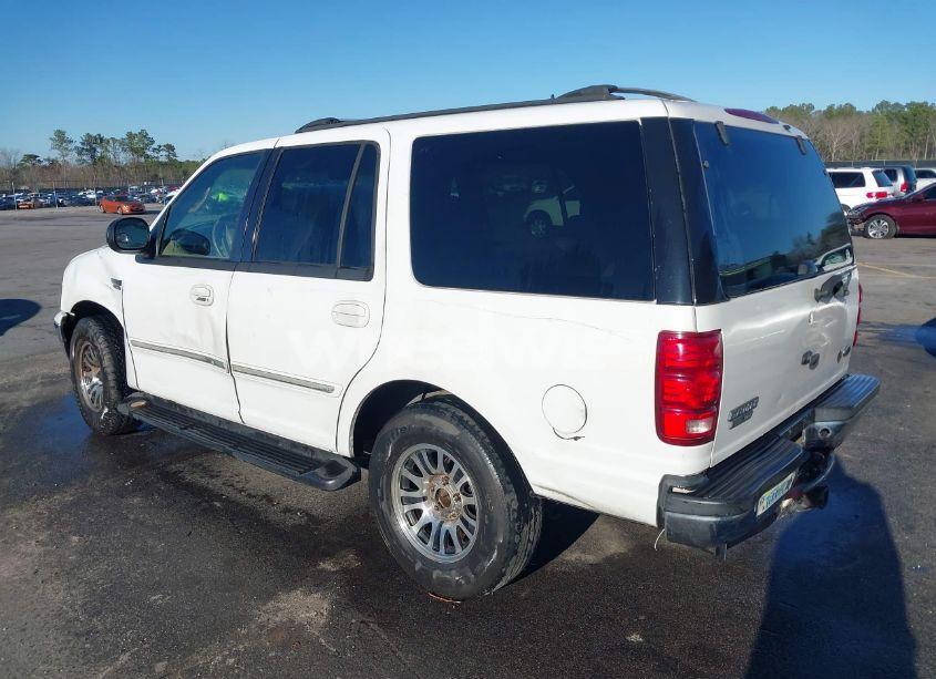 Photo 3 of 2001 Ford Expedition XLT (VIN 1FMRU15W21LA38243)
